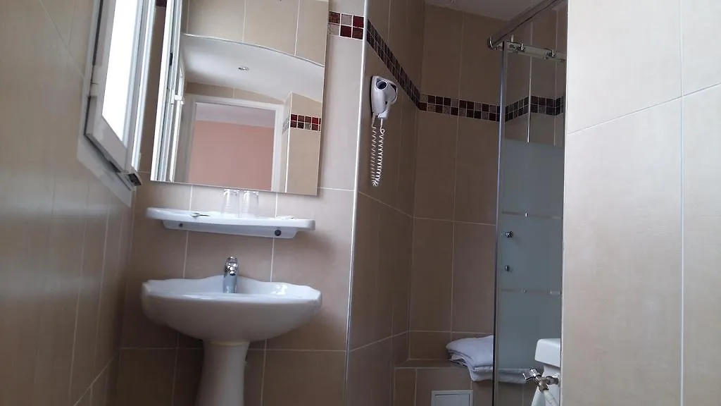 Hotel Andre Gill Paryż